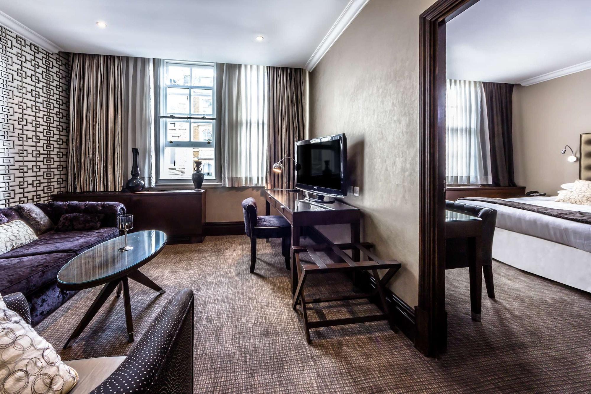 Courthouse Hotel Londýn Pokoj fotografie A suite at the hotel
